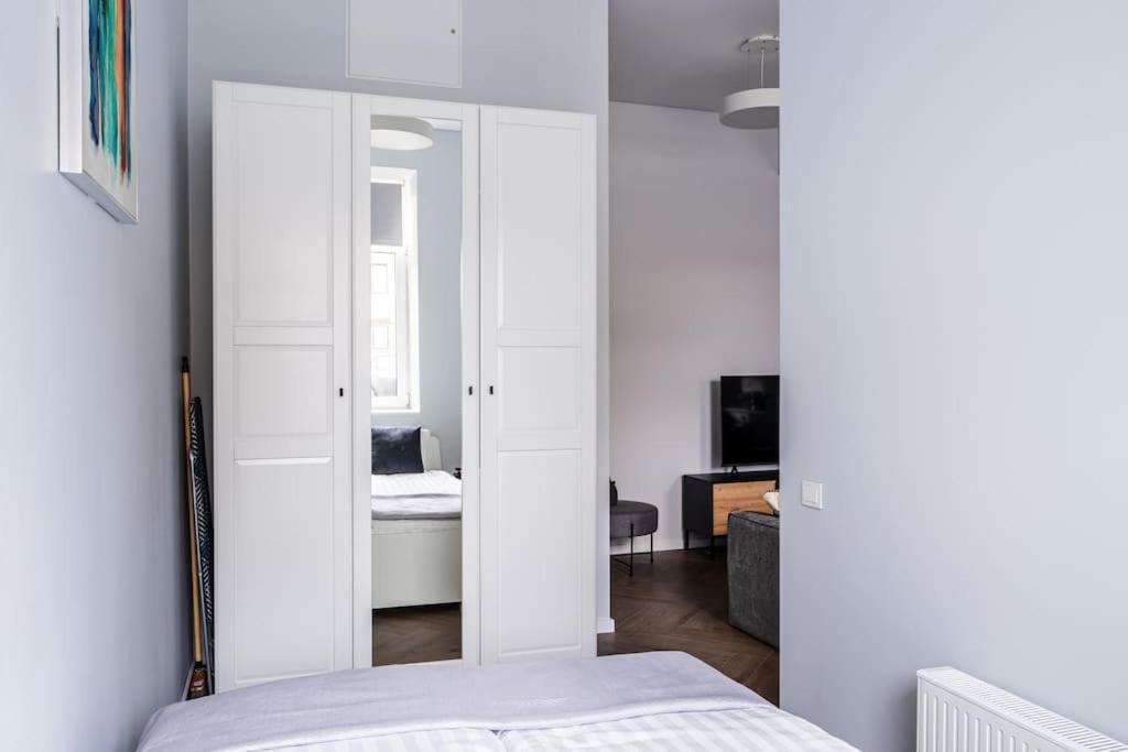 Modern Flat In Old Town Kaunas - Free Parking & Self Check-In Εξωτερικό φωτογραφία